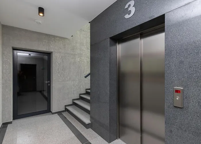 Navalis By Renters Apartment